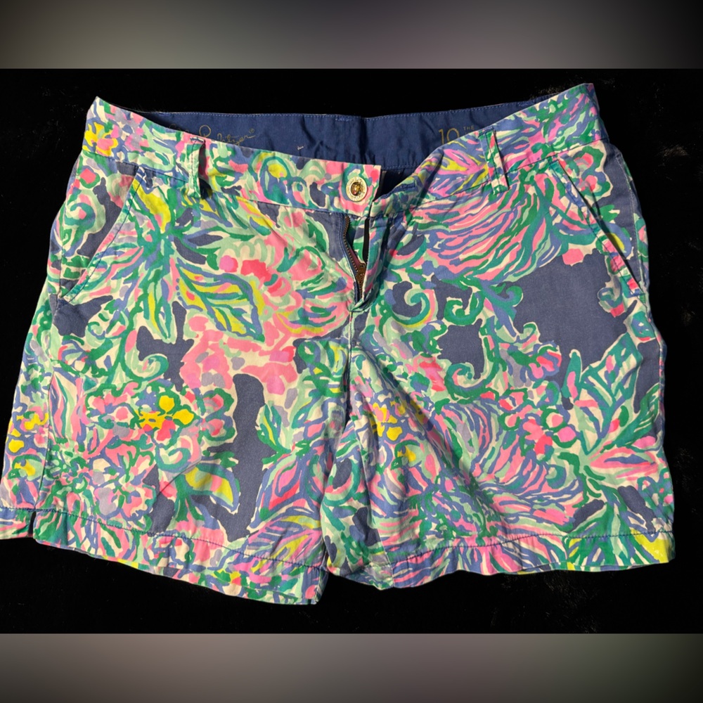 Lilly Pulitzer “The Jayne” short. Size 10